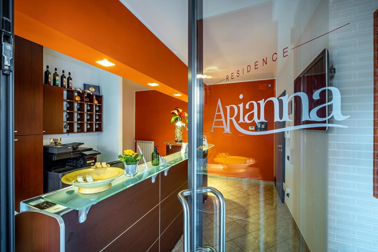 Residence Arianna Росия Экстерьер фото