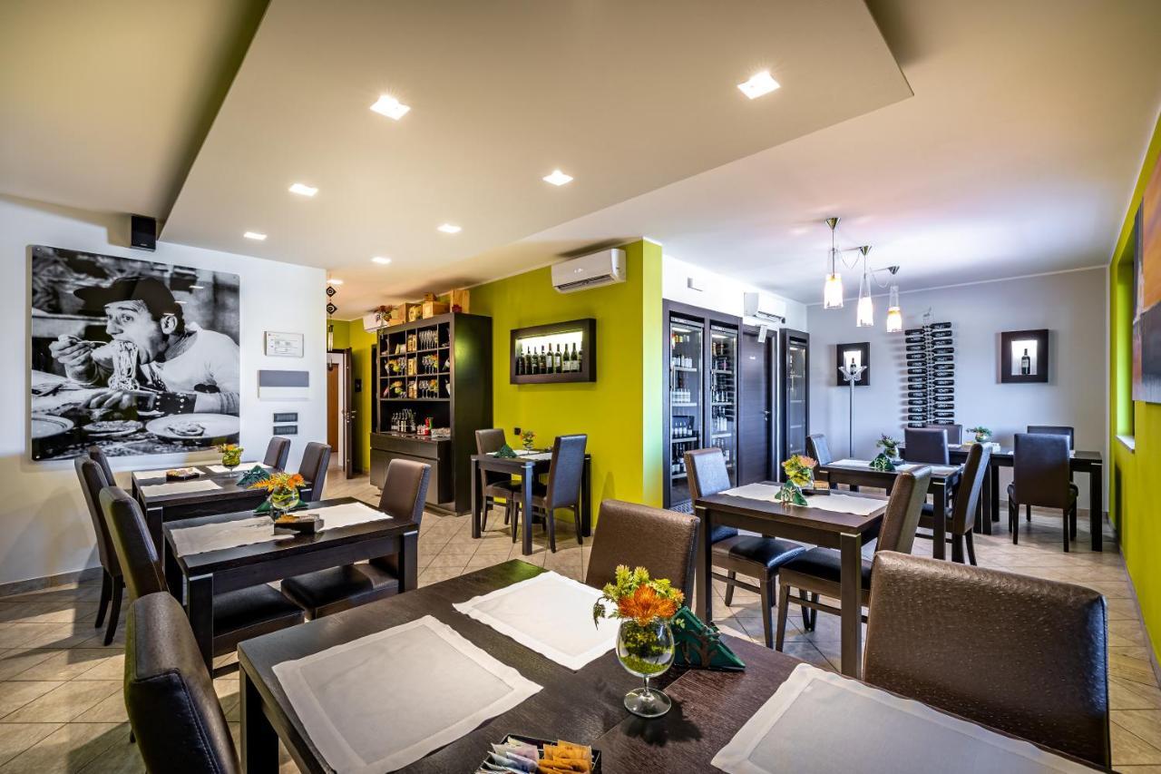 Residence Arianna Росия Экстерьер фото